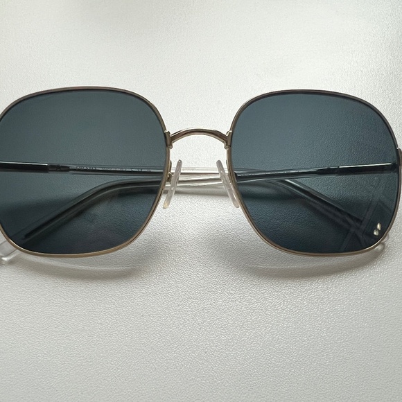 Prada Sunglasses PR 67XS - Picture 1 of 10